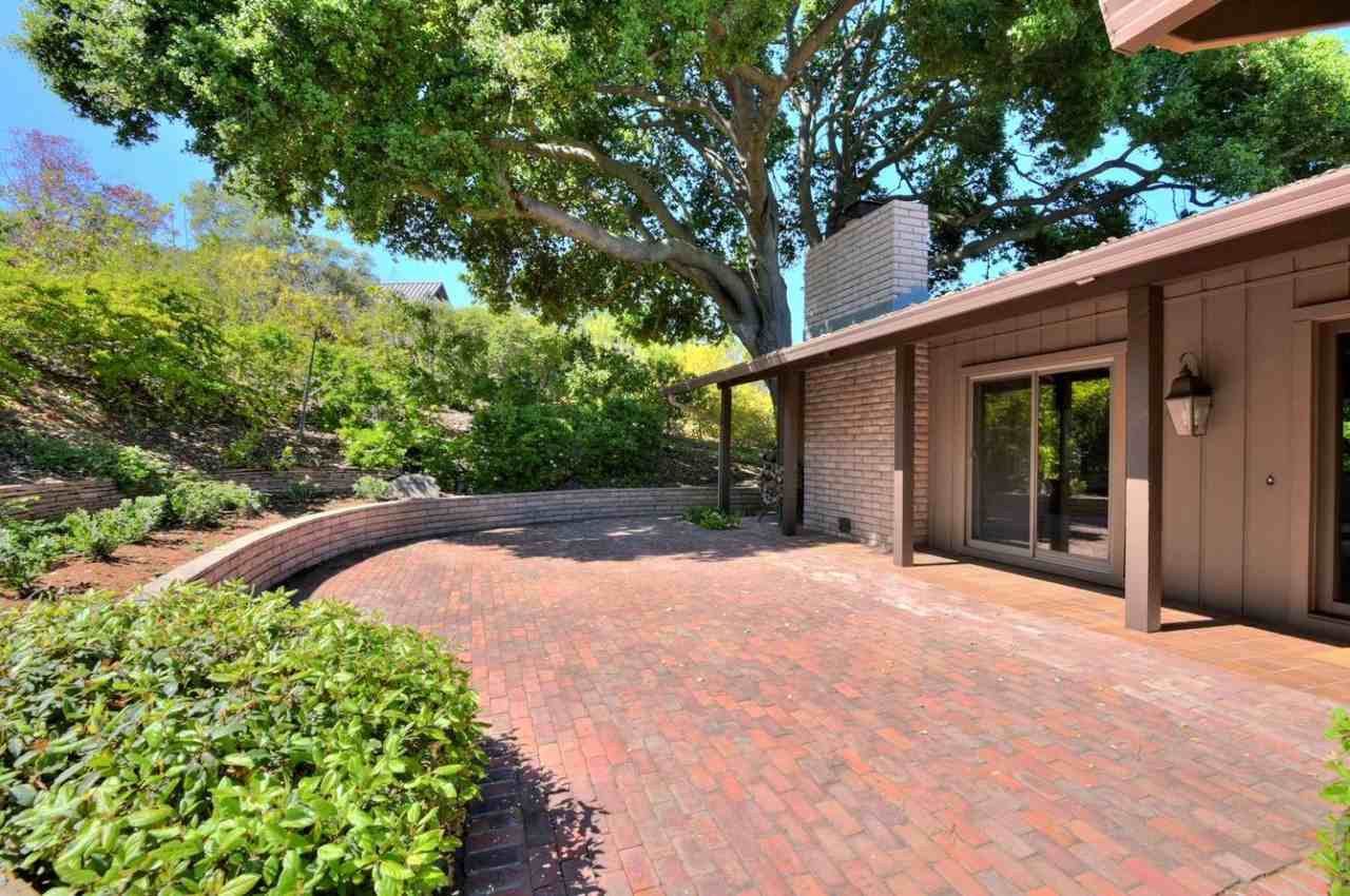 26965 Orchard Hill Ln - Photo 3 of 31