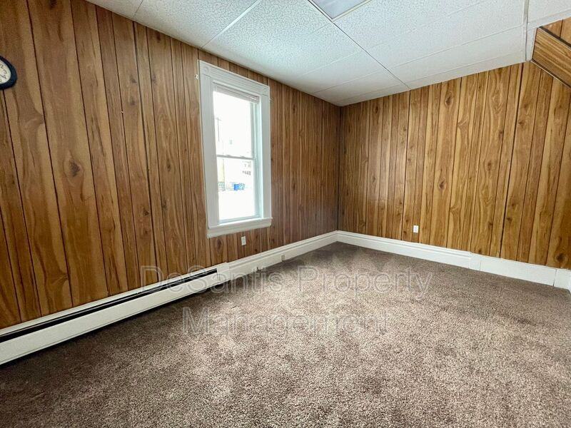 616 George St - Photo 3 of 30