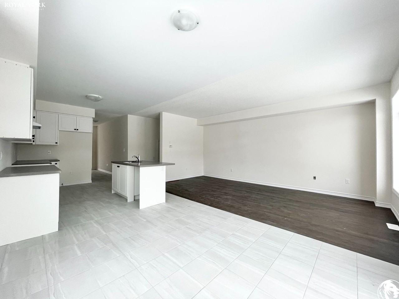 2284 Grainger Loop - Photo 2 of 20