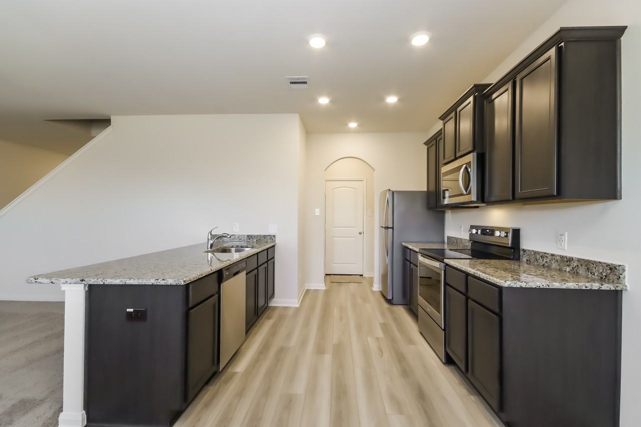 5911 Littoral Rd - Photo 2 of 15