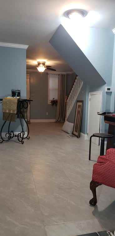 1106 W Pratt St - Photo 2 of 12