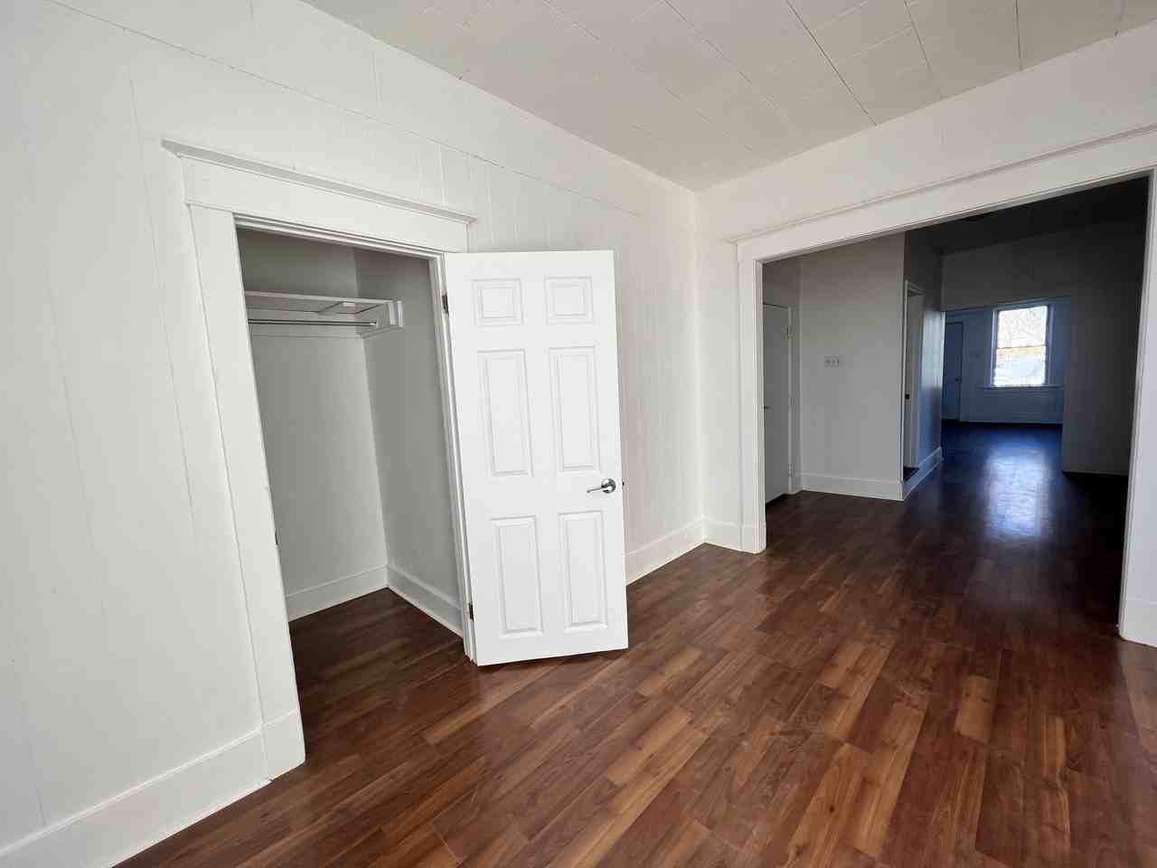 712 Montreal Road, Cornwall, ON K6H 1C4 3 Bedroom Apartment for 1,499