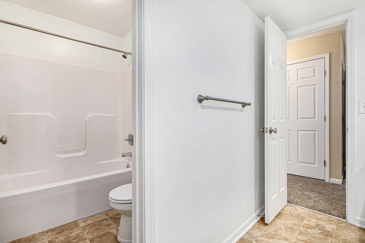 8326 N Nodaway Ave #8326 - Photo 6 of 8