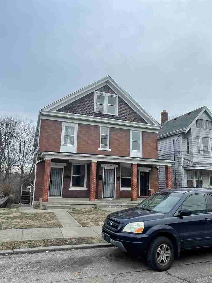 3055 Mathers St - Photo 2 of 13