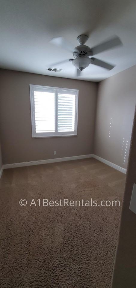 2016 Forest Glen Ct #1 - Photo 3 of 18