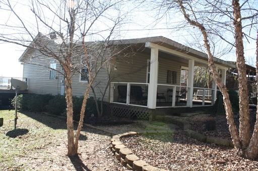 212 Paradise Point Dr - Photo 2 of 10