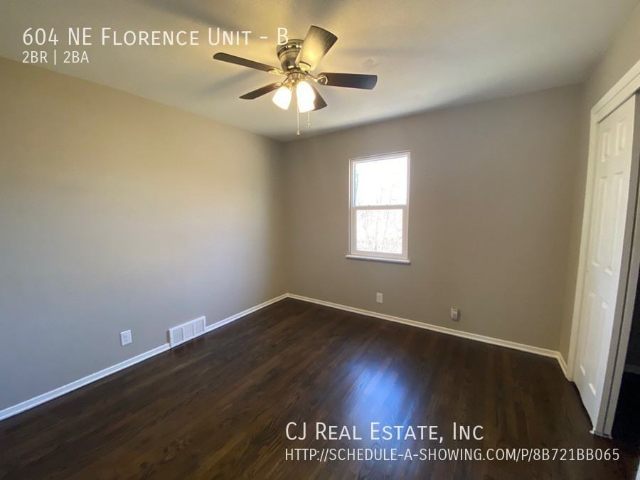 604 Ne Florence Ave #B - Photo 6 of 12