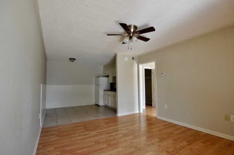 327 General Mouton Ave - Photo 6 of 8