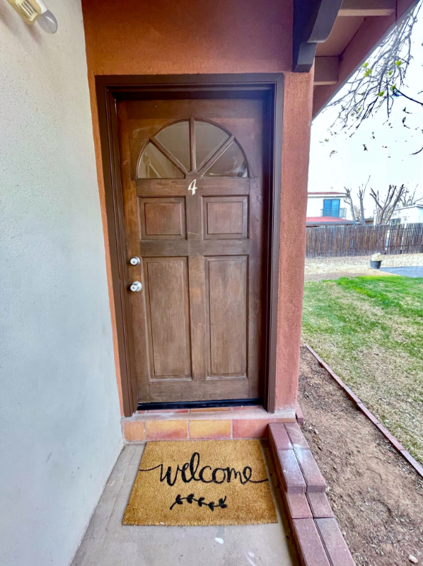 811 Calle Saragosa #4 - Photo 3 of 37