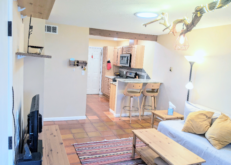 811 Calle Saragosa #4 - Photo 7 of 37