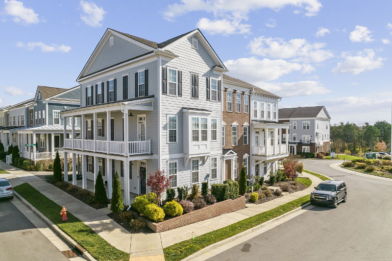 164 Burkitt Commons Ave - Photo 2 of 23