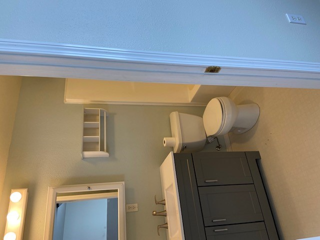 8220 Northern Lights Dr - Photo 7 of 11