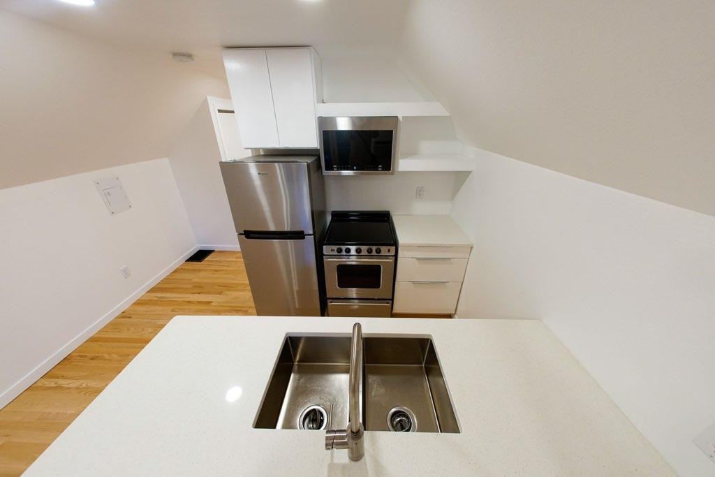 59 Olive Ct #1 - Photo 2 of 10