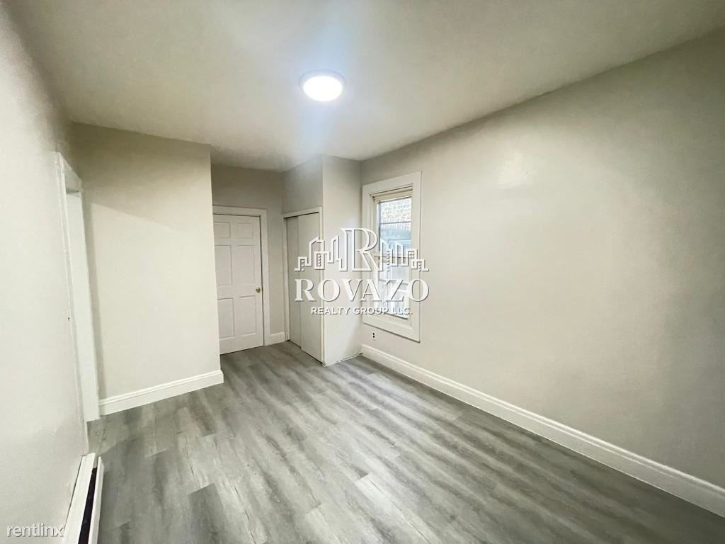 455 E Jersey St - Photo 2 of 6
