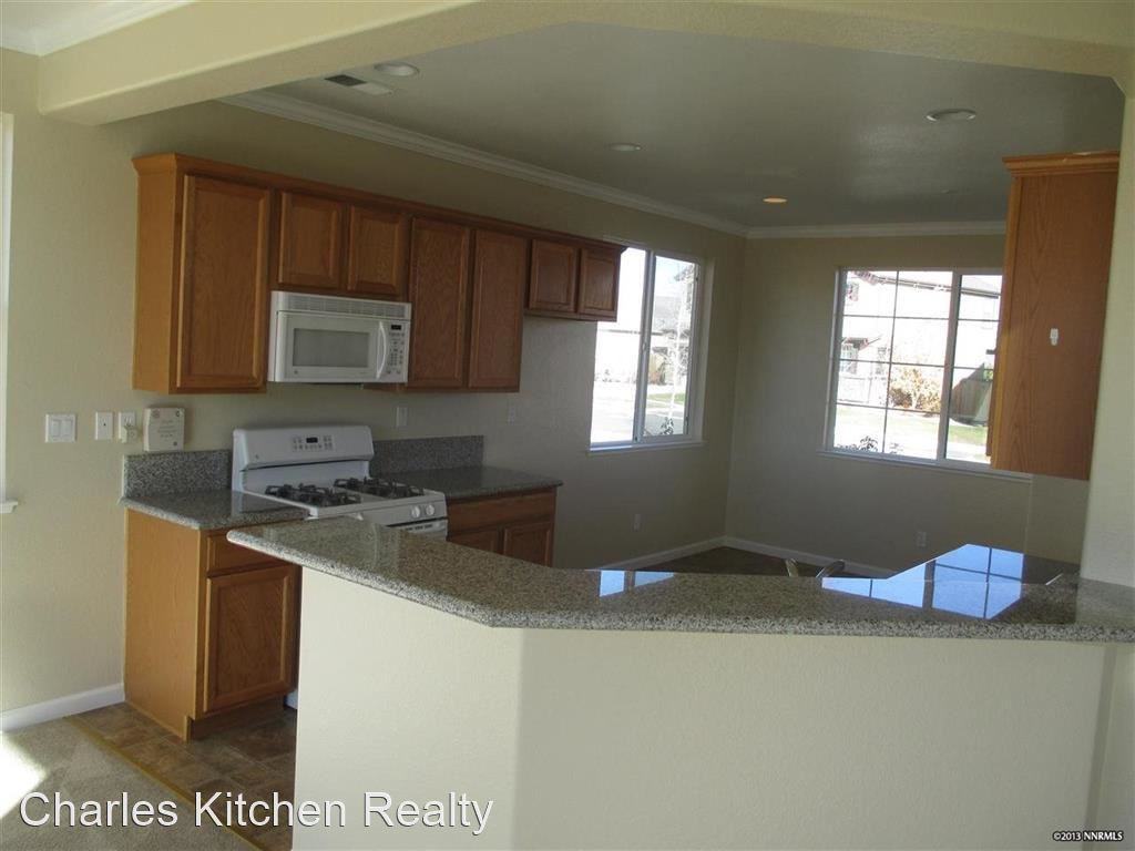 125 Calvert St - Photo 3 of 7