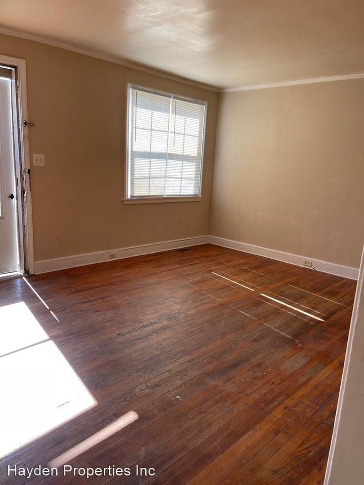 321 Charlotte Street - Photo 2 of 7