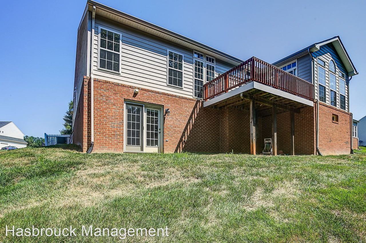 121 Whispering Woods Pl - Photo 3 of 36
