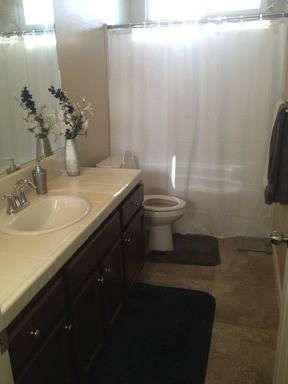 8905 Cadbury Dr - Photo 2 of 7