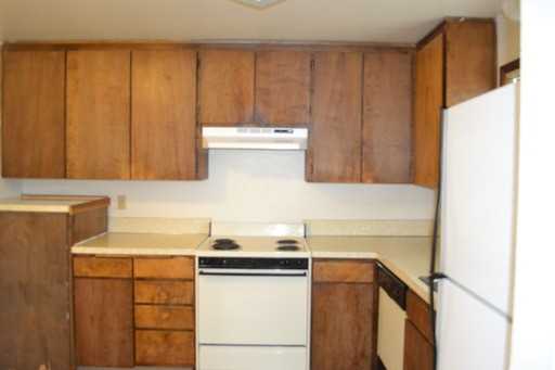 1205 NW 27th St - Photo 3 of 11