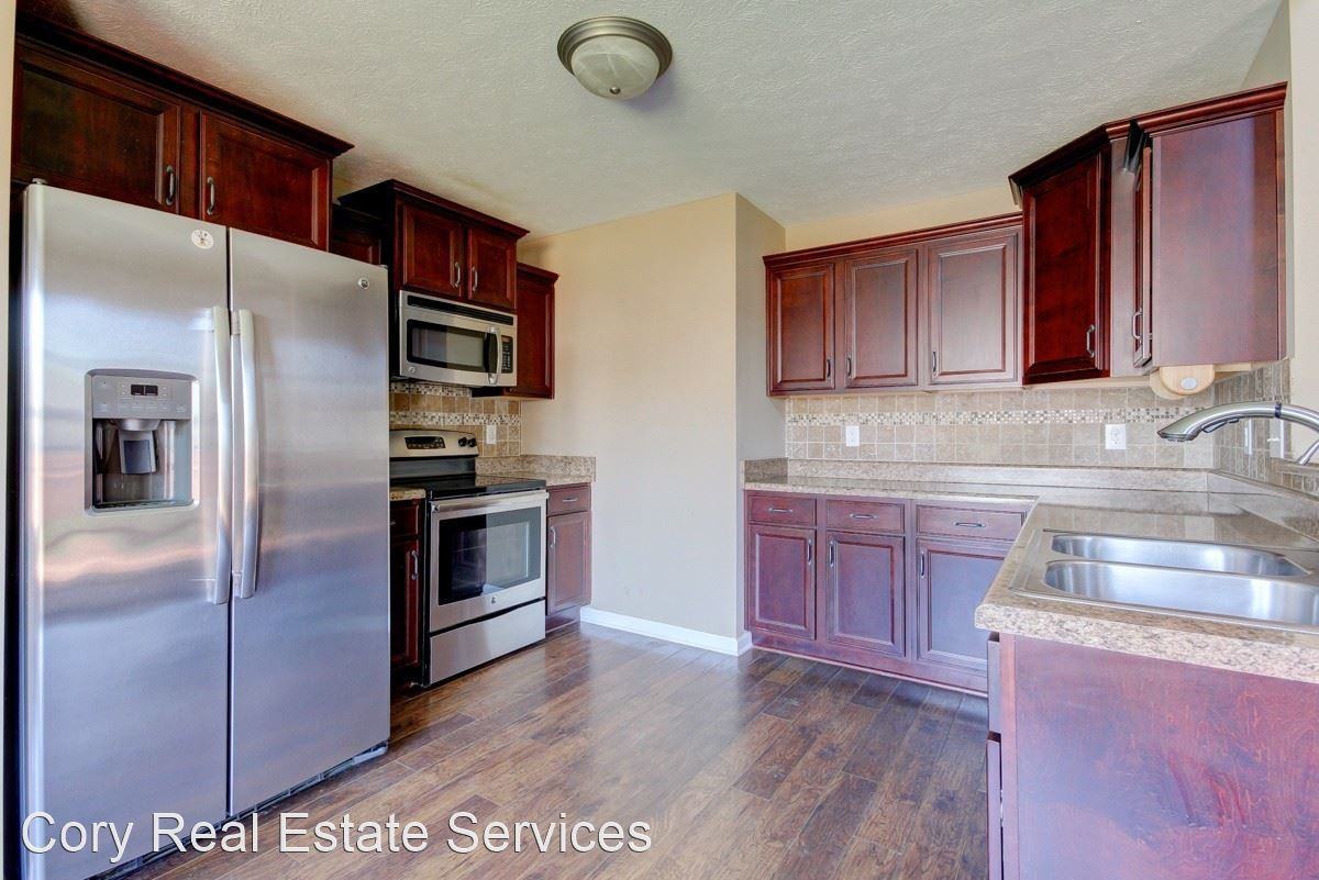 601 Fennec Way - Photo 3 of 10