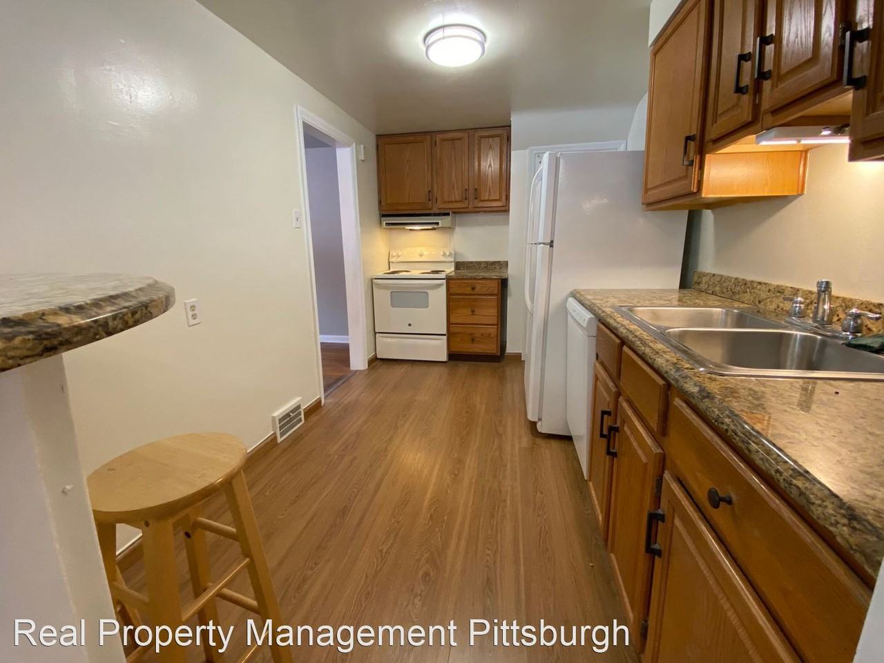 1735 Helen Dr - Photo 3 of 22
