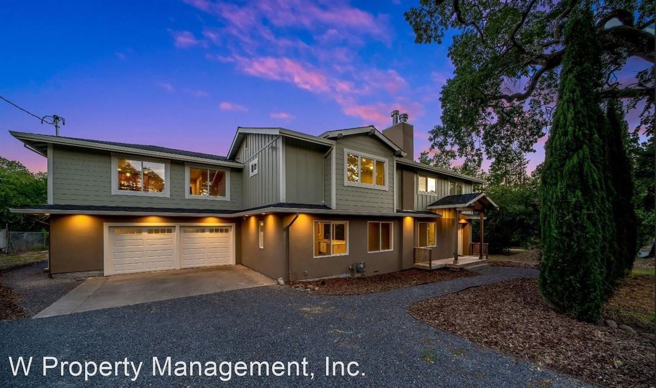 4562 Badger Rd, Santa Rosa, CA 95409 4 Bedroom House for 4,200/month