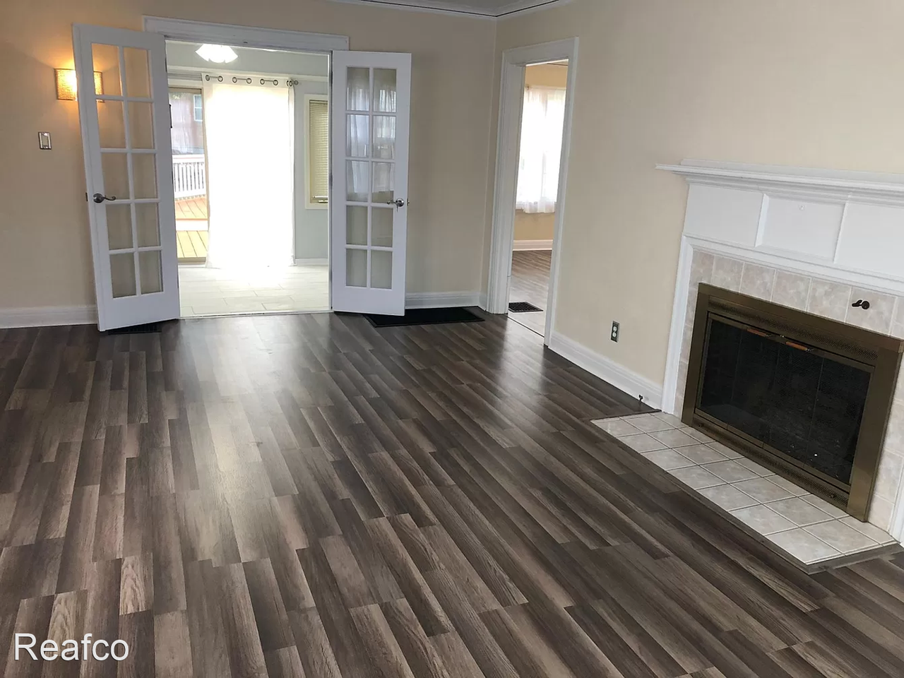 85 Brunson Ave - Photo 3 of 17