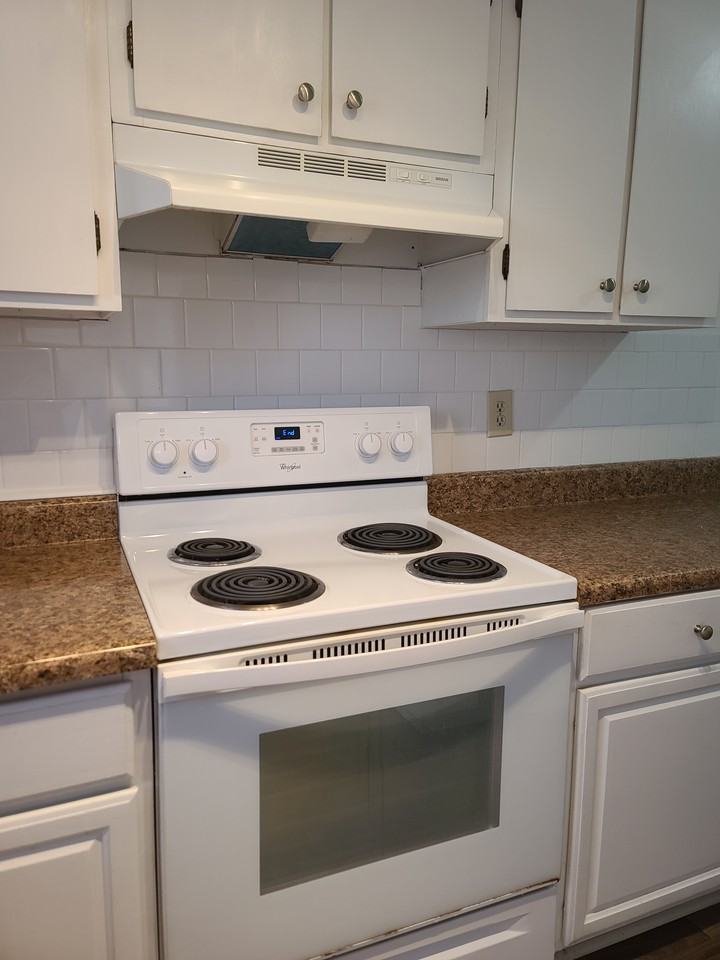 7371 Sandy Creek Dr - Photo 6 of 23