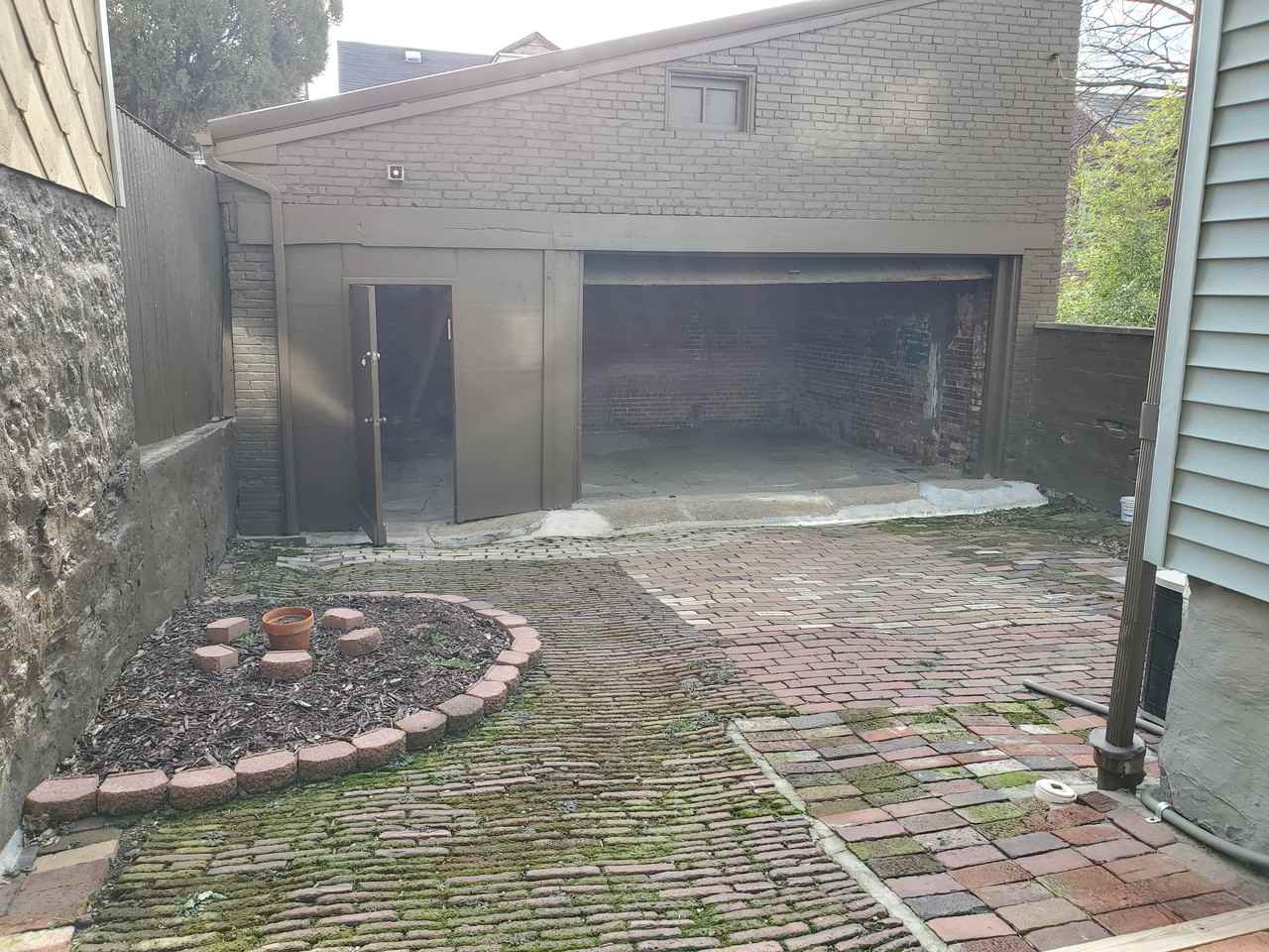 1109 Goettman St Apartments in Troy Hill, Pittsburgh, PA 15212 Zumper