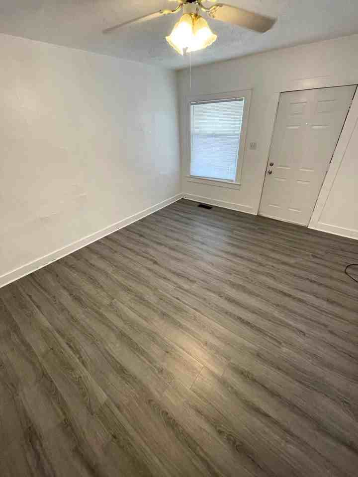 1410 S 19th St - Photo 2 of 16
