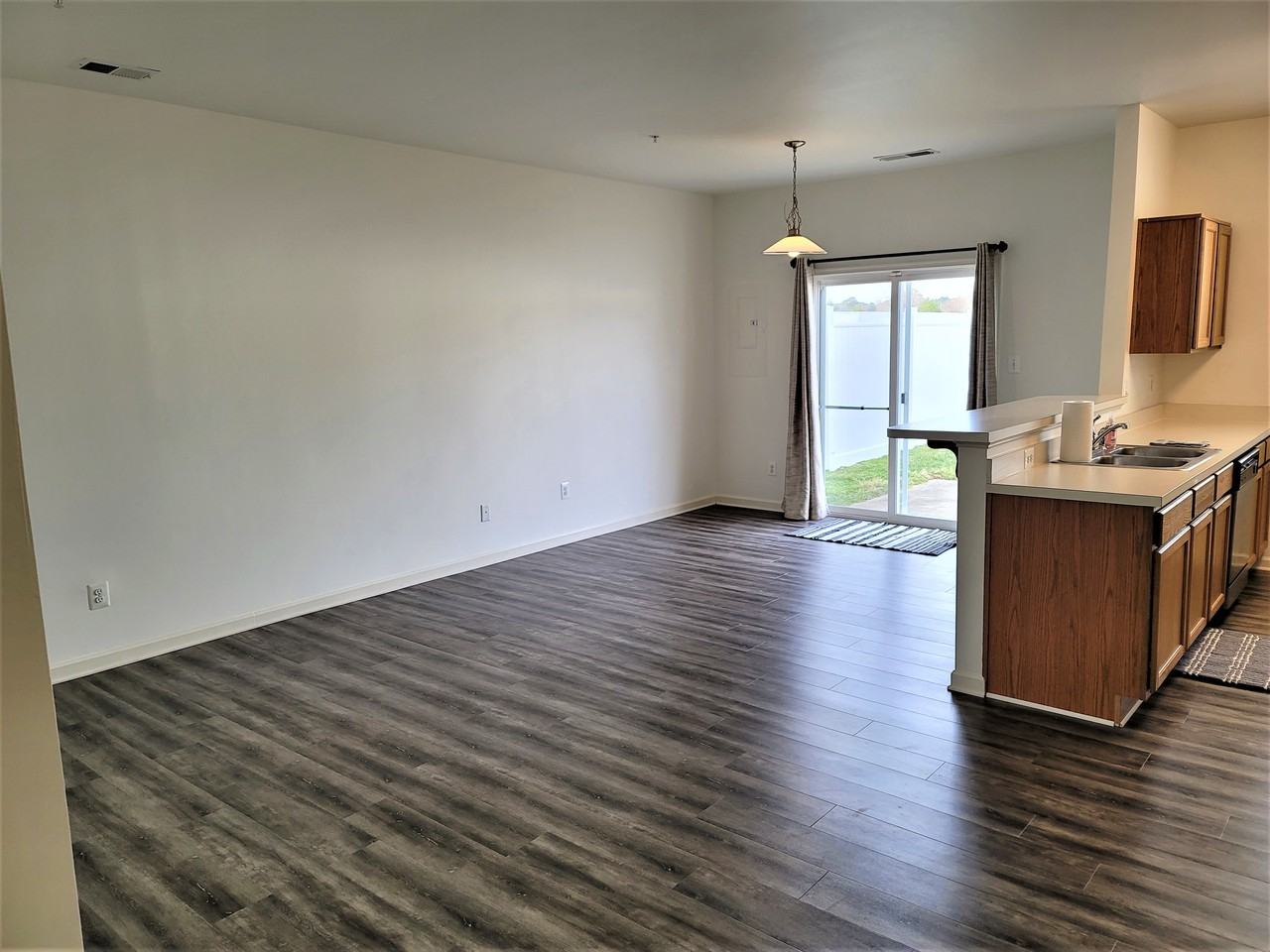 236 Garrison Way - Photo 2 of 18