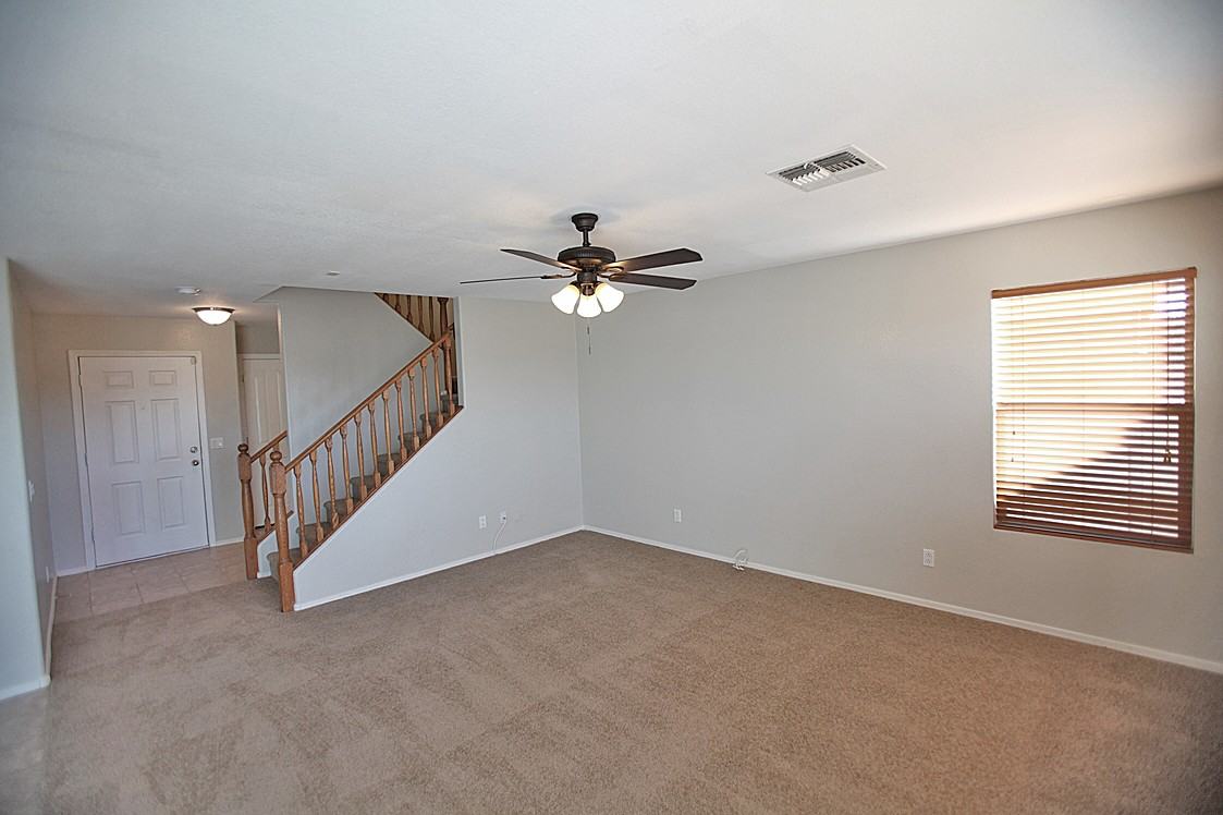 16933 W Marconi Ave - Photo 2 of 19