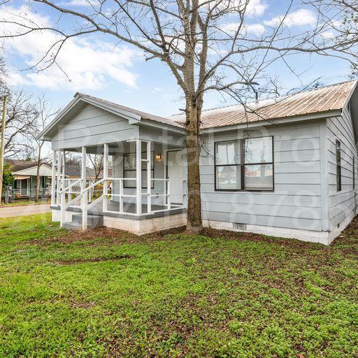 1512 33rd Ave - Photo 2 of 23
