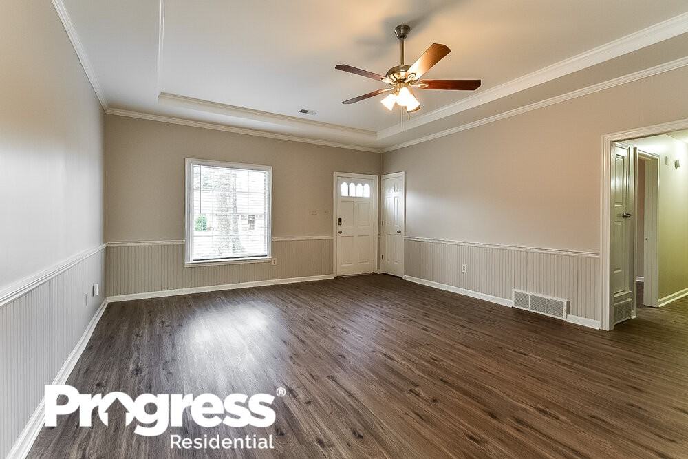 4854 Pebblewood Cv - Photo 3 of 16
