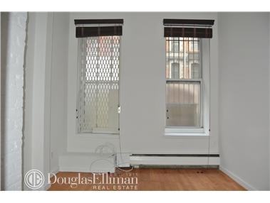 E 2nd St & Avenue A #1A