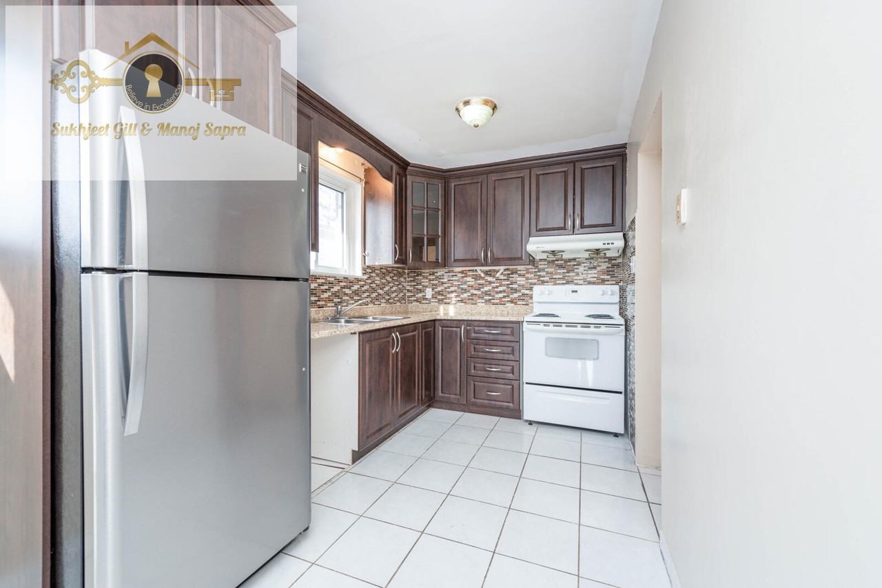 Mallbridge Cres - Photo 3 of 14