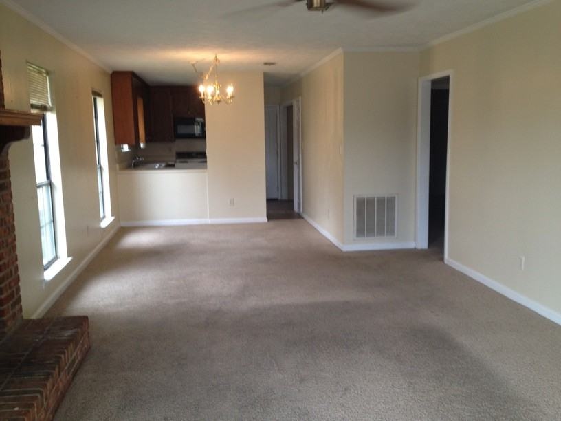 524 Eastdale Rd S - Photo 2 of 12