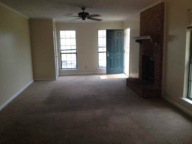 524 Eastdale Rd S - Photo 3 of 12