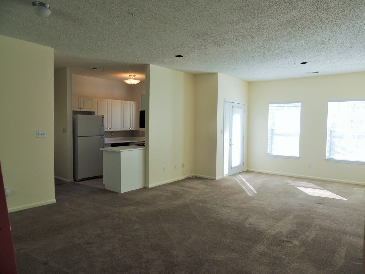 1210 Brittany Dr - Photo 2 of 13