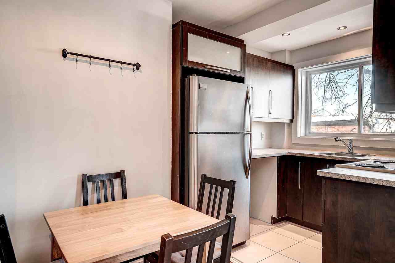 2415 Rue Parthenais #6 - Photo 2 of 10