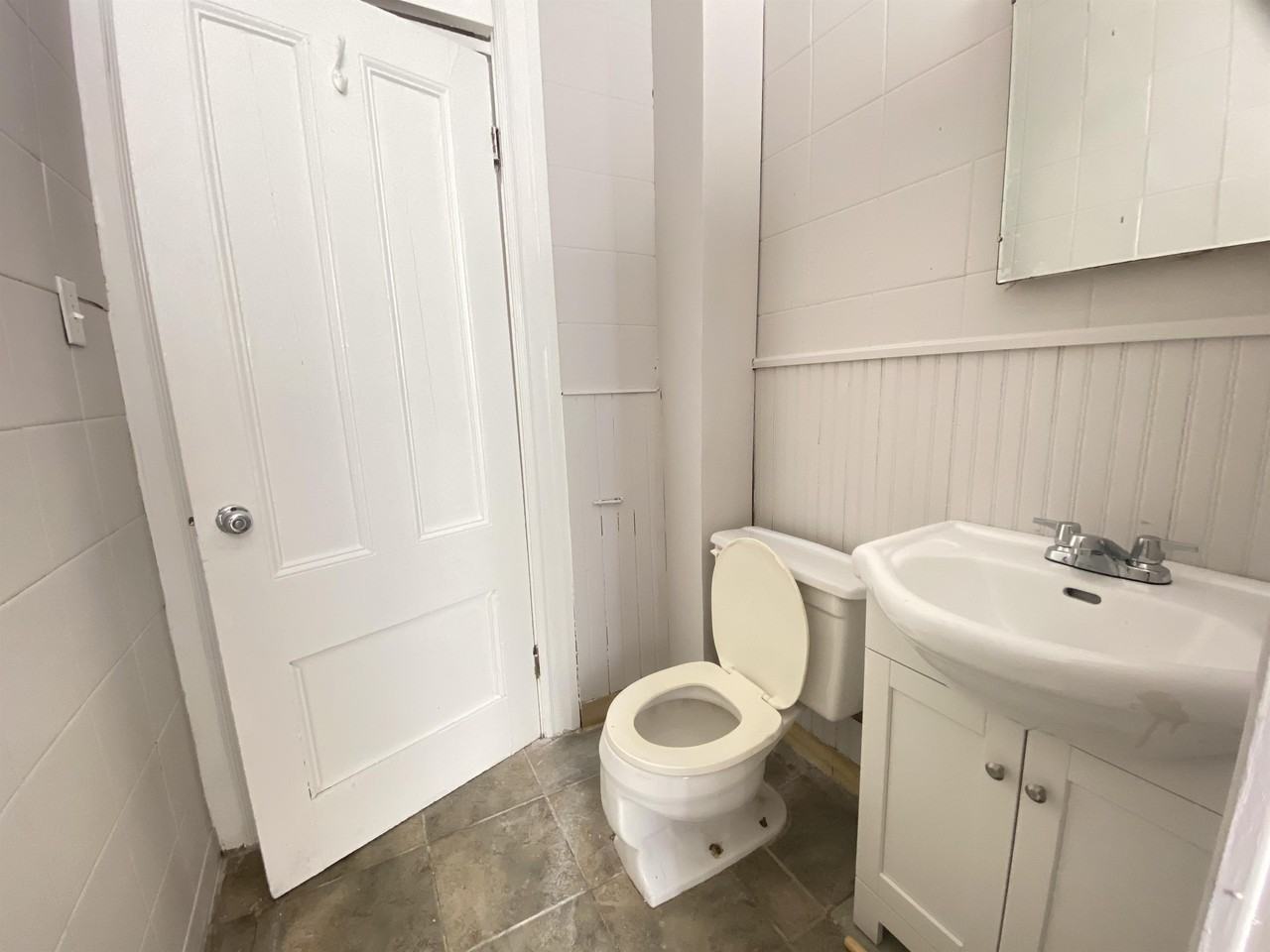 180 Waterloo Streetunit 2 #180-2 - Photo 7 of 8