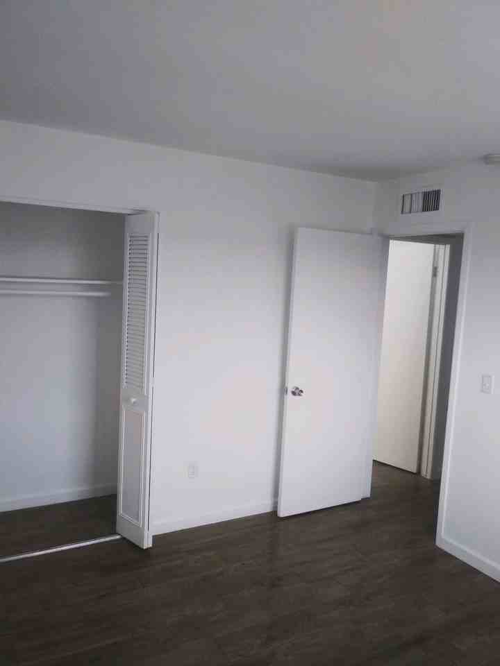 10545 W Arica Rd #1 - Photo 4 of 21