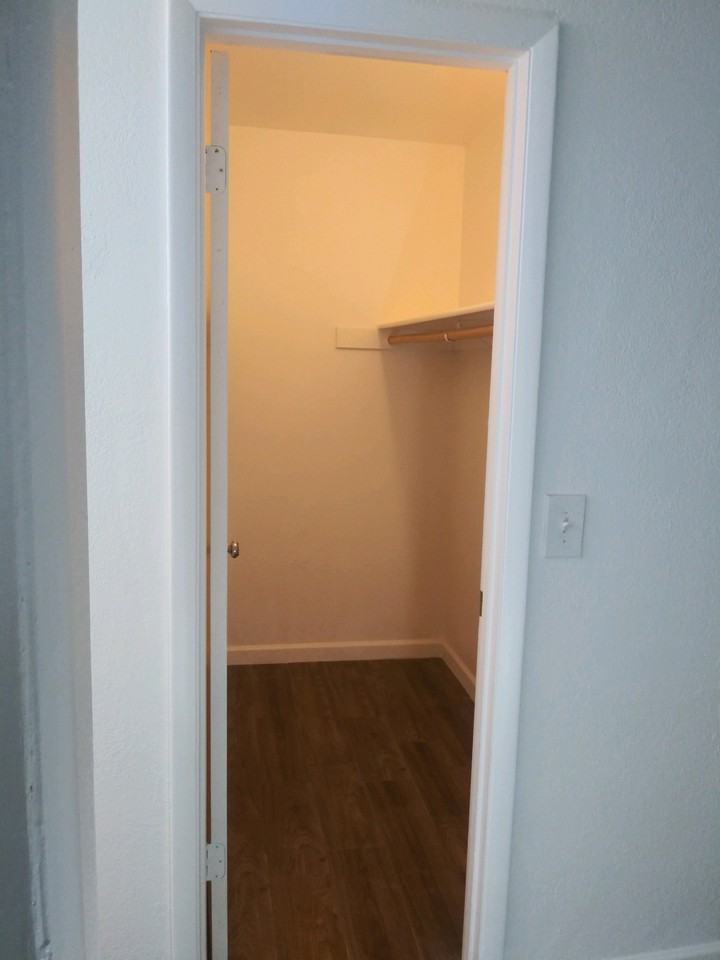 10545 W Arica Rd #1 - Photo 5 of 21