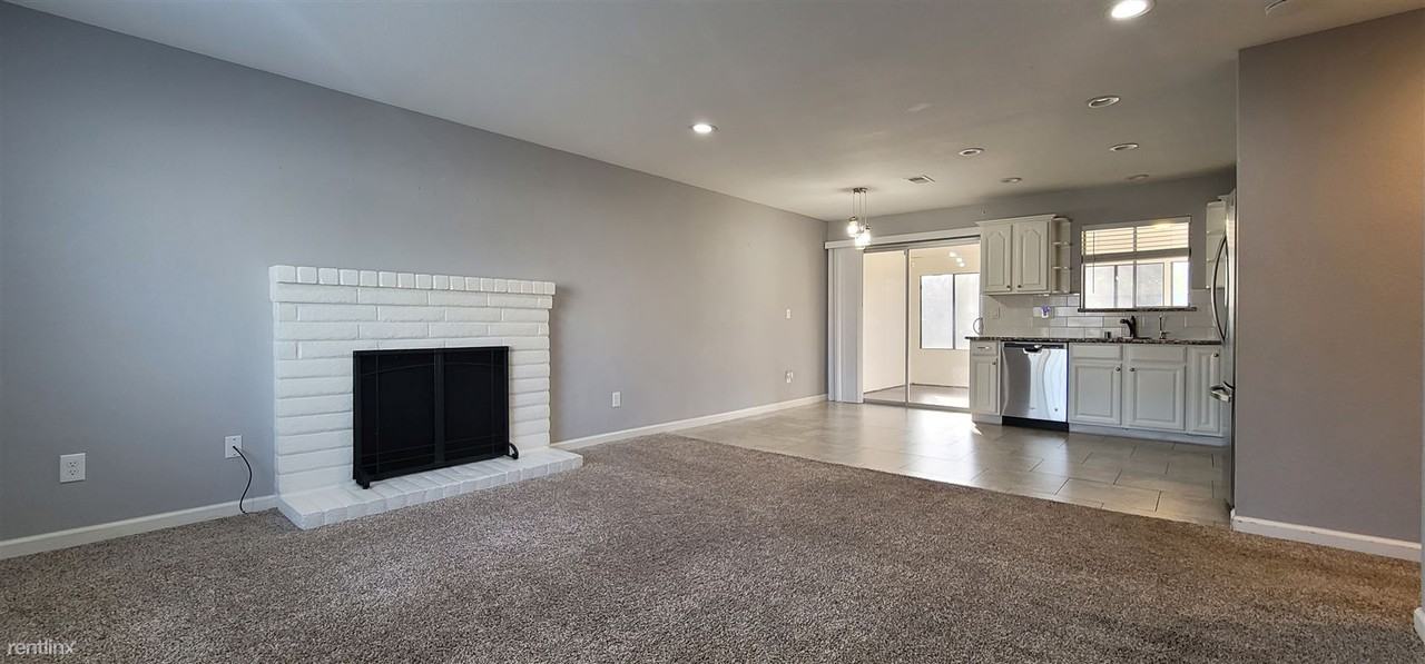 426 J St - Photo 3 of 13