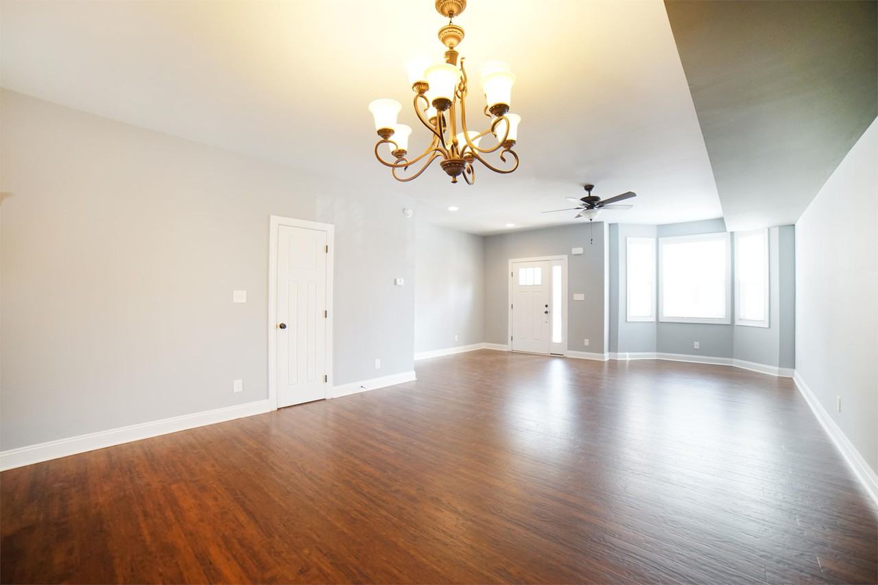 106 Capital St #1 - Photo 4 of 15