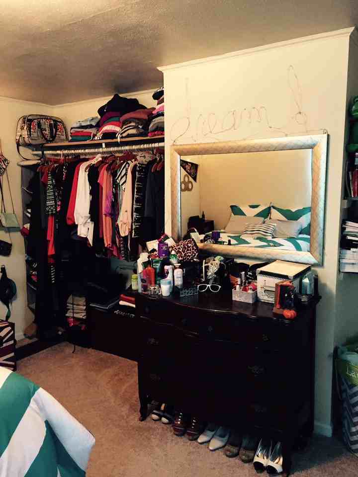 48 Moore Avenue - Photo 2 of 4