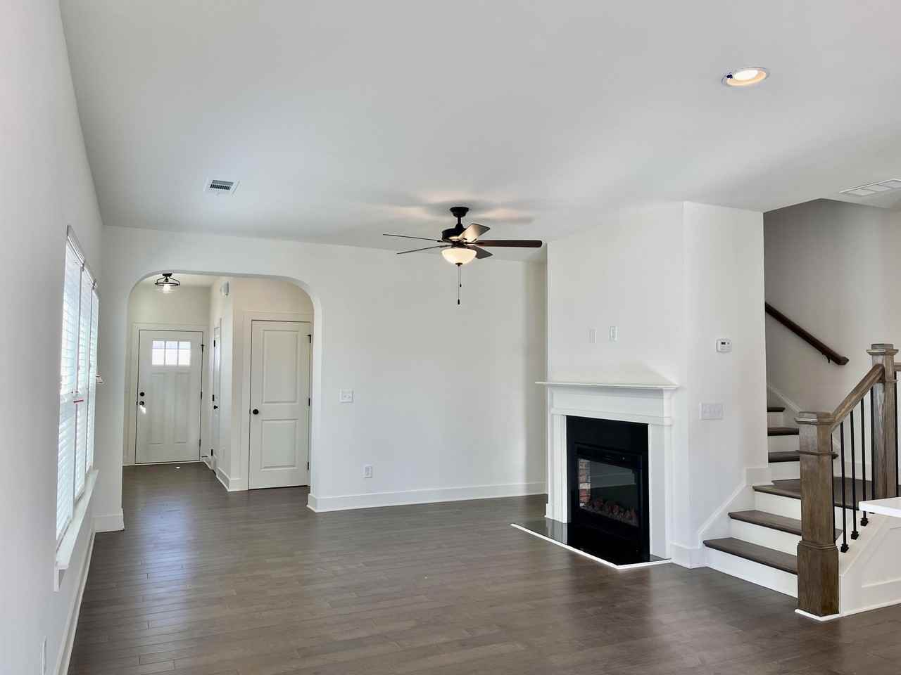 54 S Auburn Landing Pl #1 - Photo 3 of 33