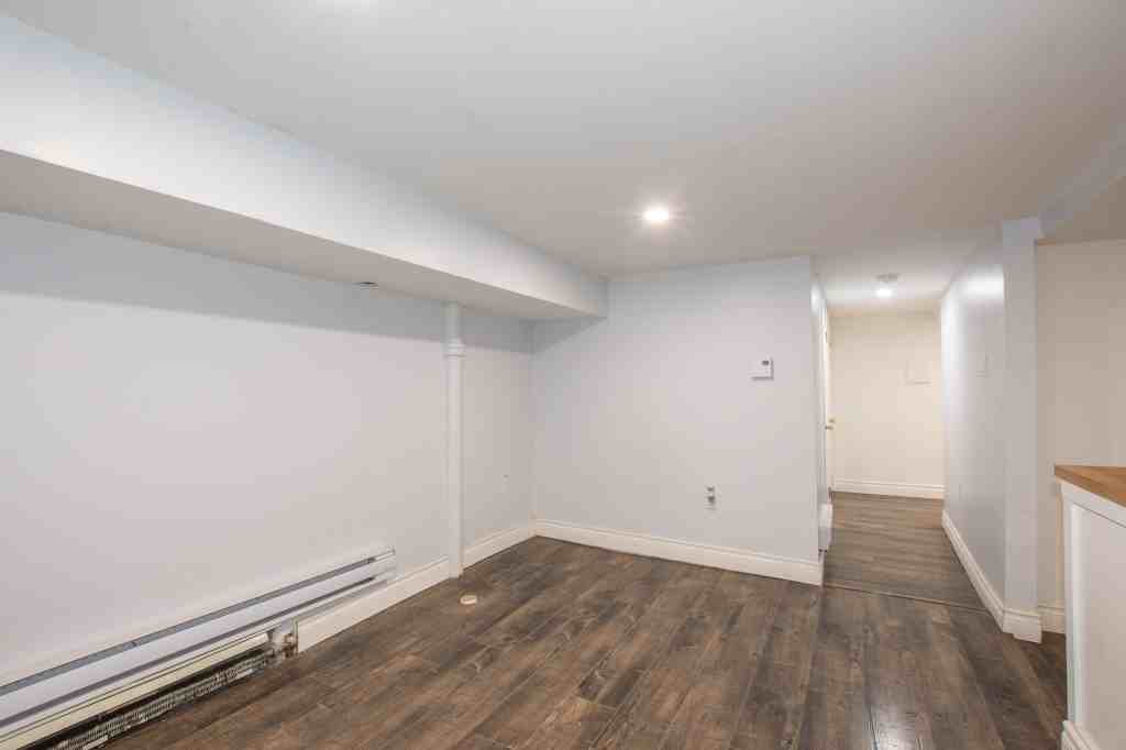 59 Carrick Avenue - Photo 2 of 10