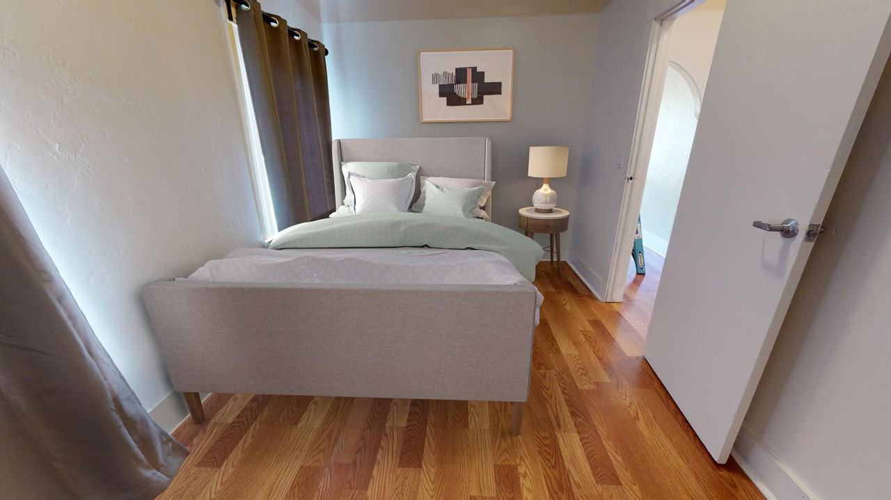 2202 Coolidge Ave - Photo 4 of 15