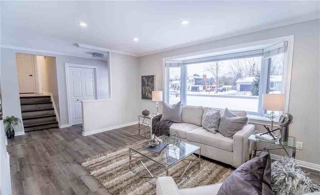 1262 Fairway Drive - Photo 2 of 21
